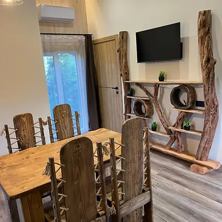 Family Plai Yaremche